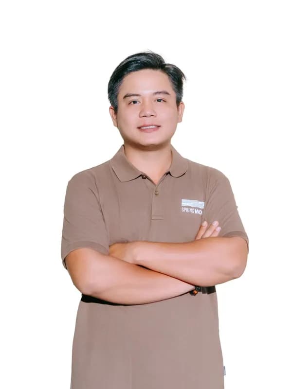 Mr. Ken – Operations Manager Spring Wood